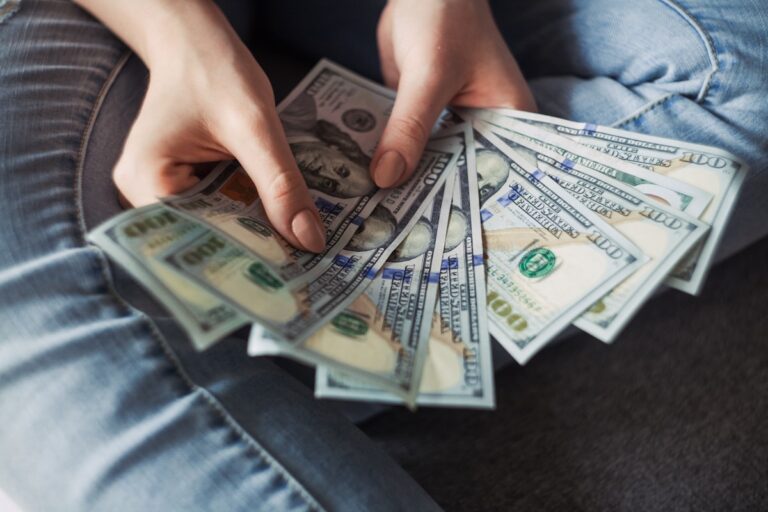 Dari pekerja menjadi pemilik aset panduan finansial