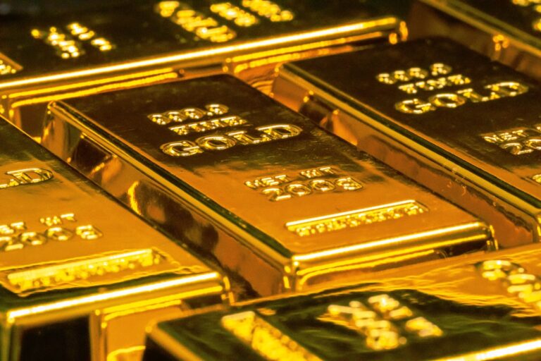 Batangan emas bullion tersusun - kesalahan umum membeli emas
