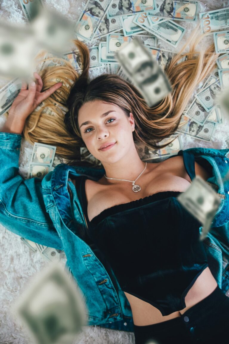 Ilustrasi money belief atau keyakinan tentang uang yang memengaruhi kesuksesan finansial